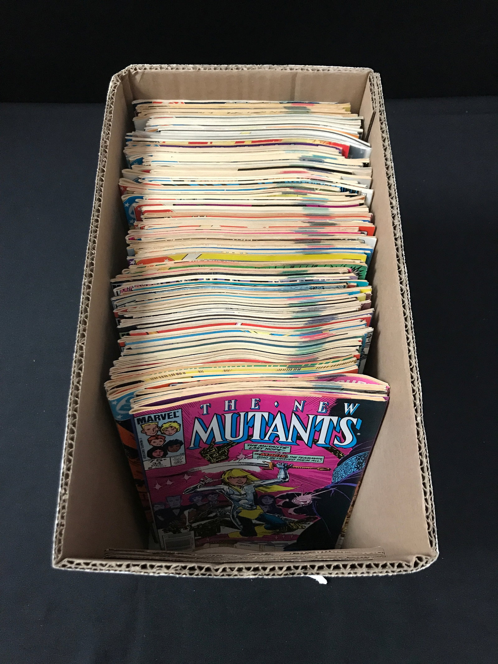 LARGE BOX OF MIXED TITLE COMICS (1 of 1)