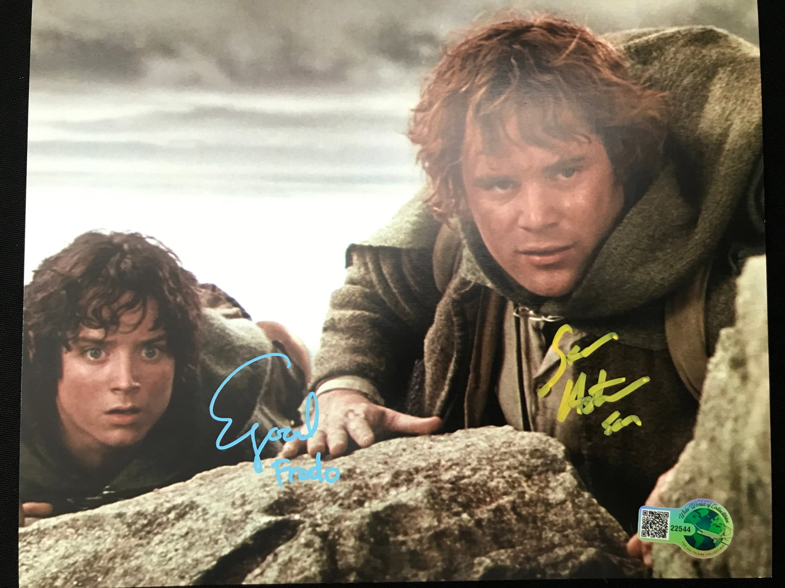 SEAN ASTIN AND ELIJAH WOOD DUAL SIGNED LORD OF THE RINGS 8X10 - WWOC COA: Prices are in Canadian dollars