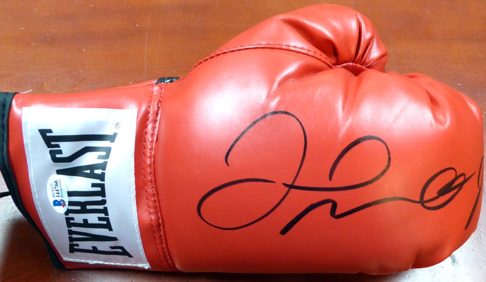 FLOYD MAYWEATHER JR SIGNED RED EVERLAST BOXING GLOVE - BECKETT COA: Prices are in Canadian dollars