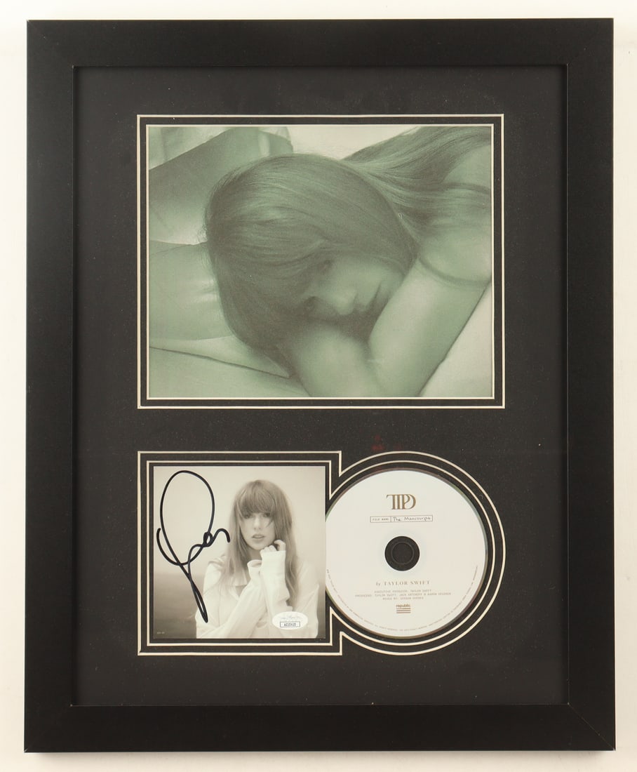 TAYLOR SWIFT SIGNED CD SLEEVE PRESENTATION PIECE - JSA COA (1 of 1)