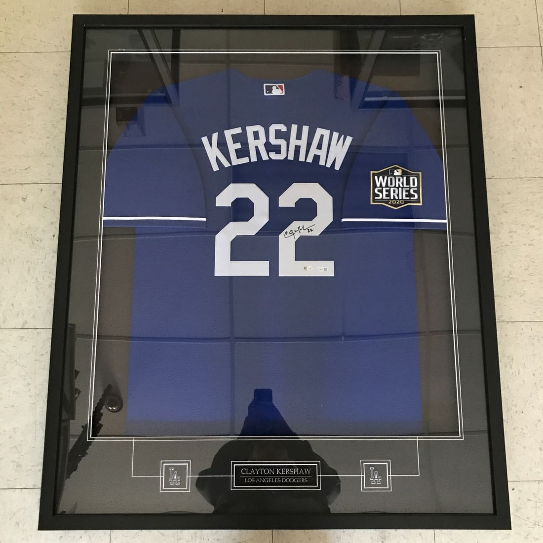 CLAYTON KERSHAW SIGNED AND CUSTOM FRAMED L.A DODGERS WORLD SERIES JERSEY (MLB FANATICS COA)_: Prices are in Canadian dollars