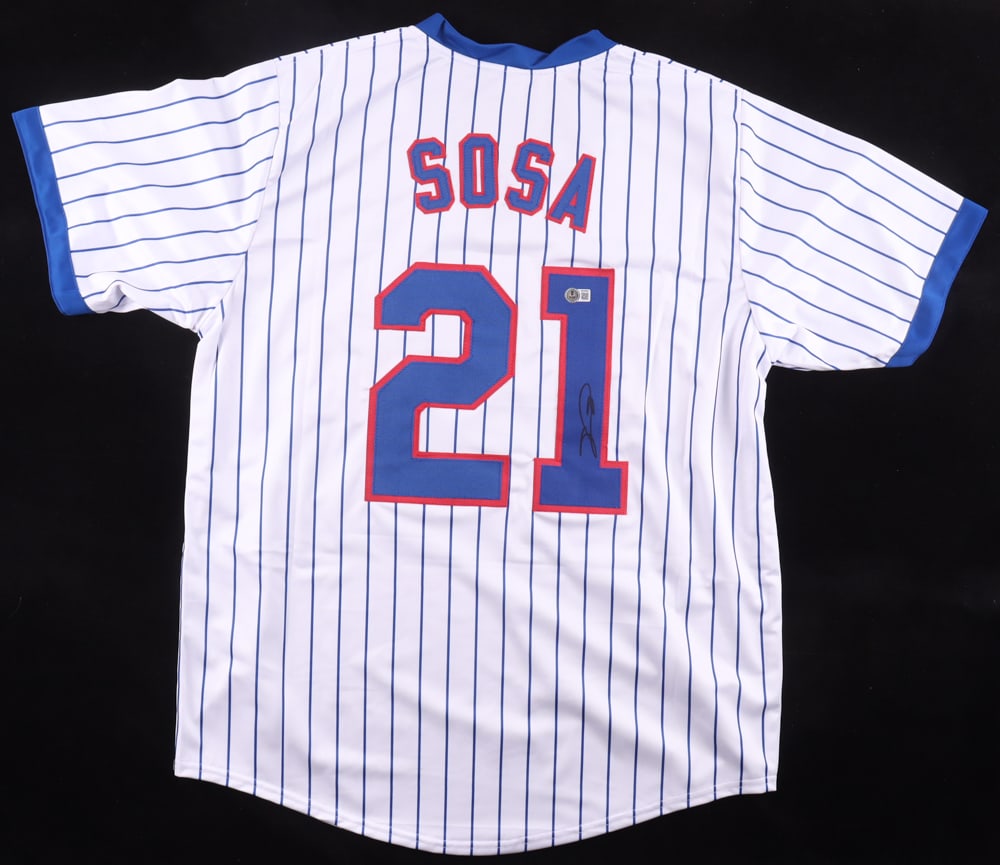 SAMMY SOSA SIGNED CHICAGO JERSEY - BECKETT COA: Prices are in Canadian dollars