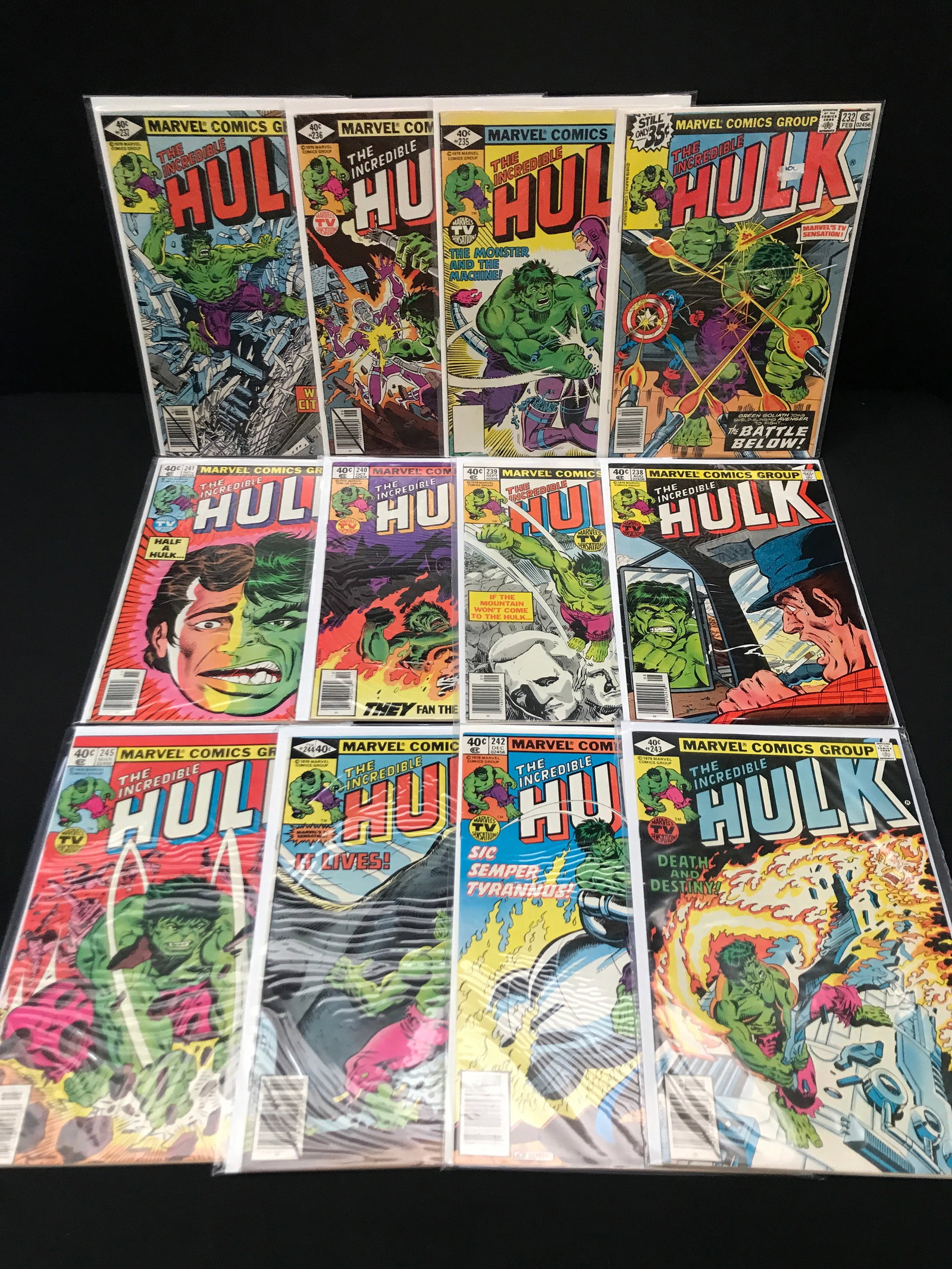 LOT OF 12 INCREDIBLE HULK COICS - MARVEL COMICS (1 of 1)
