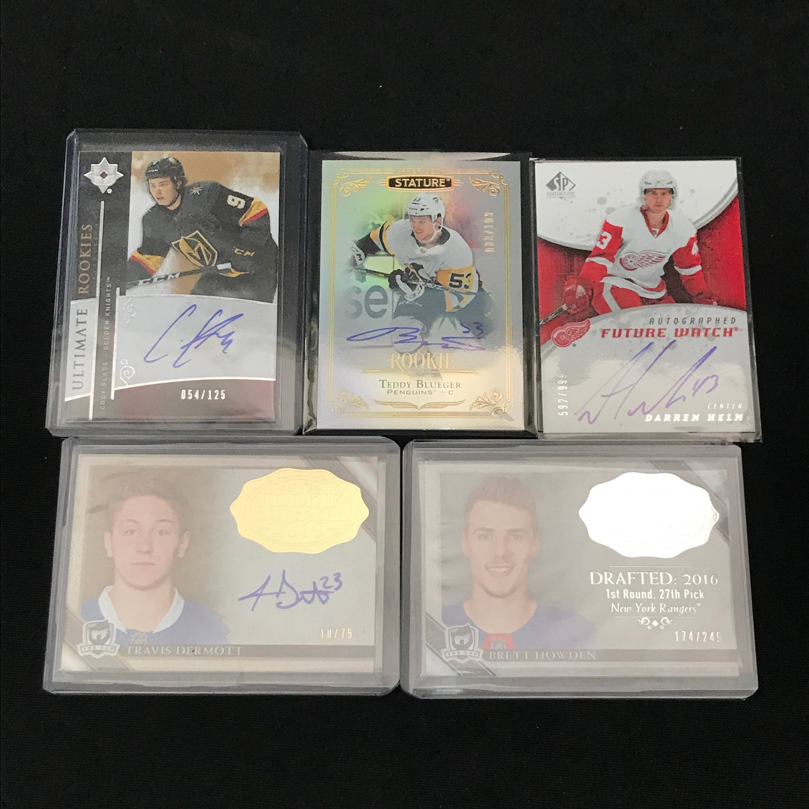 LOT OF 5 HOCKEY TRADING CARDS - INCLUDING 4 SIGNED: Prices are in Canadian dollars