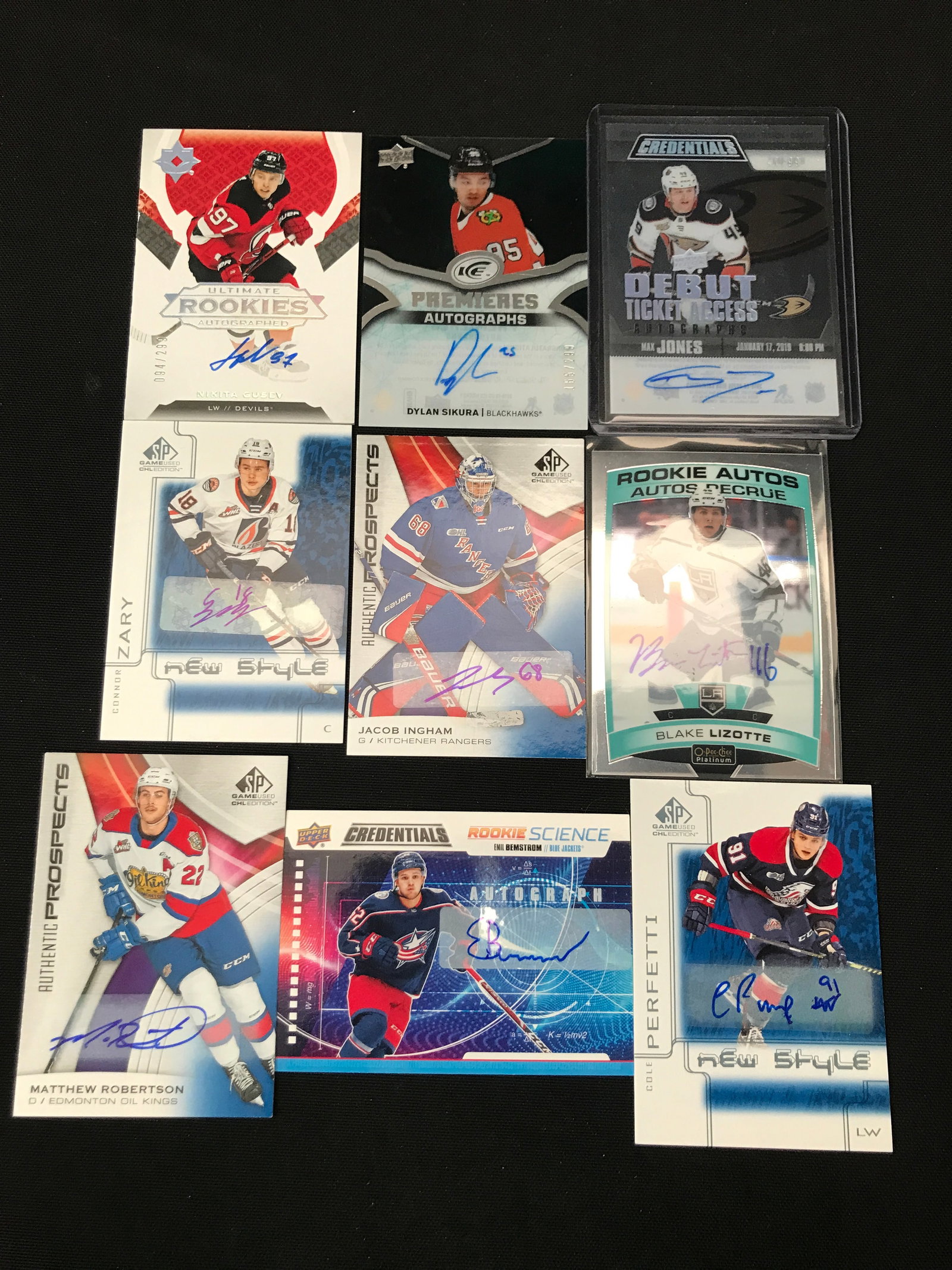 LOT OF 9 SIGNED HOCKEY TRADING CARDS: Prices are in Canadian dollars