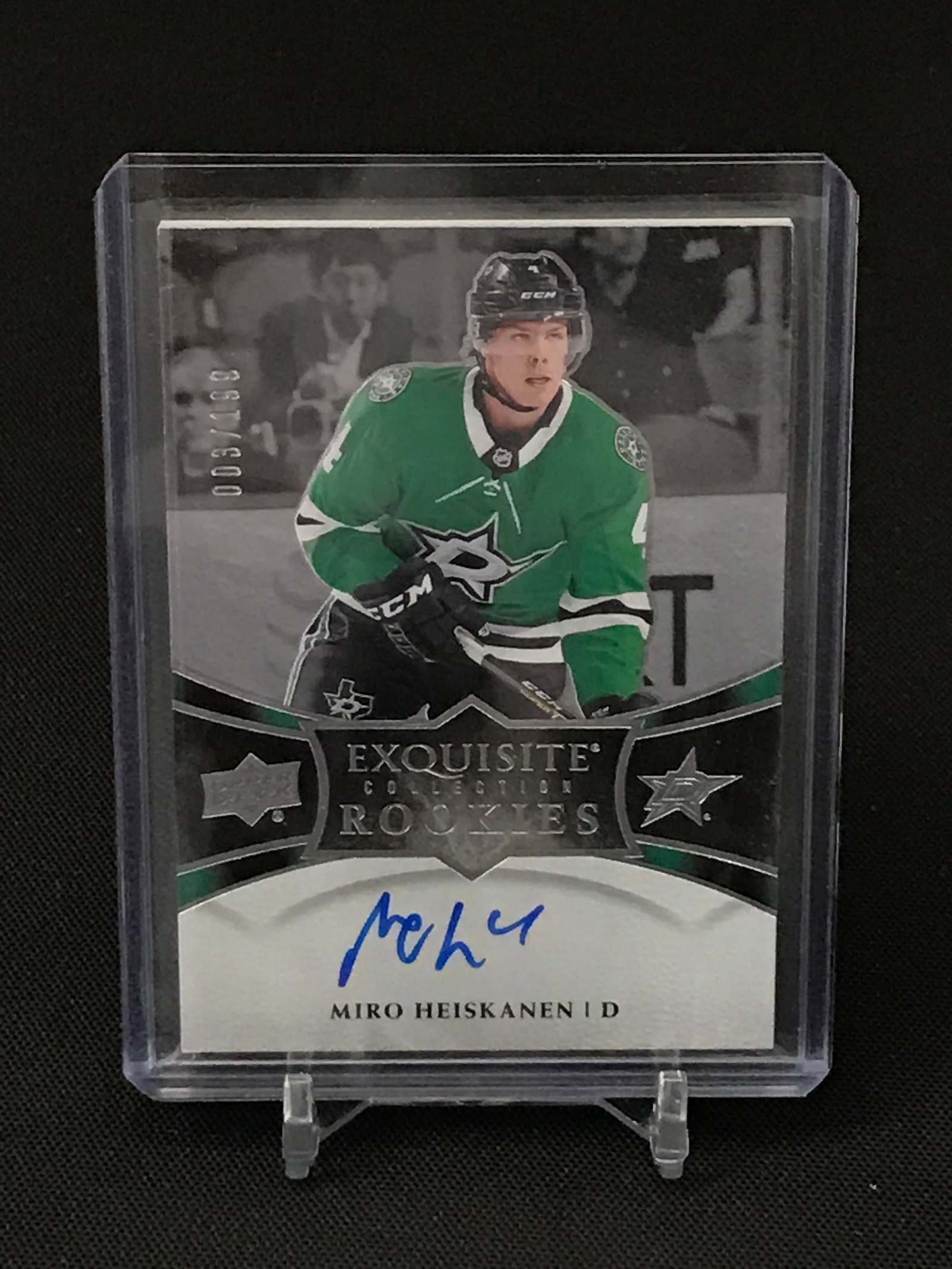 2018-19 UPPER DECK EXQUISITE COLLECTION HOCKEY MIRO HEISKANEN SIGNED ROOKIE TRADING CARD 003/199: Prices are in Canadian dollars