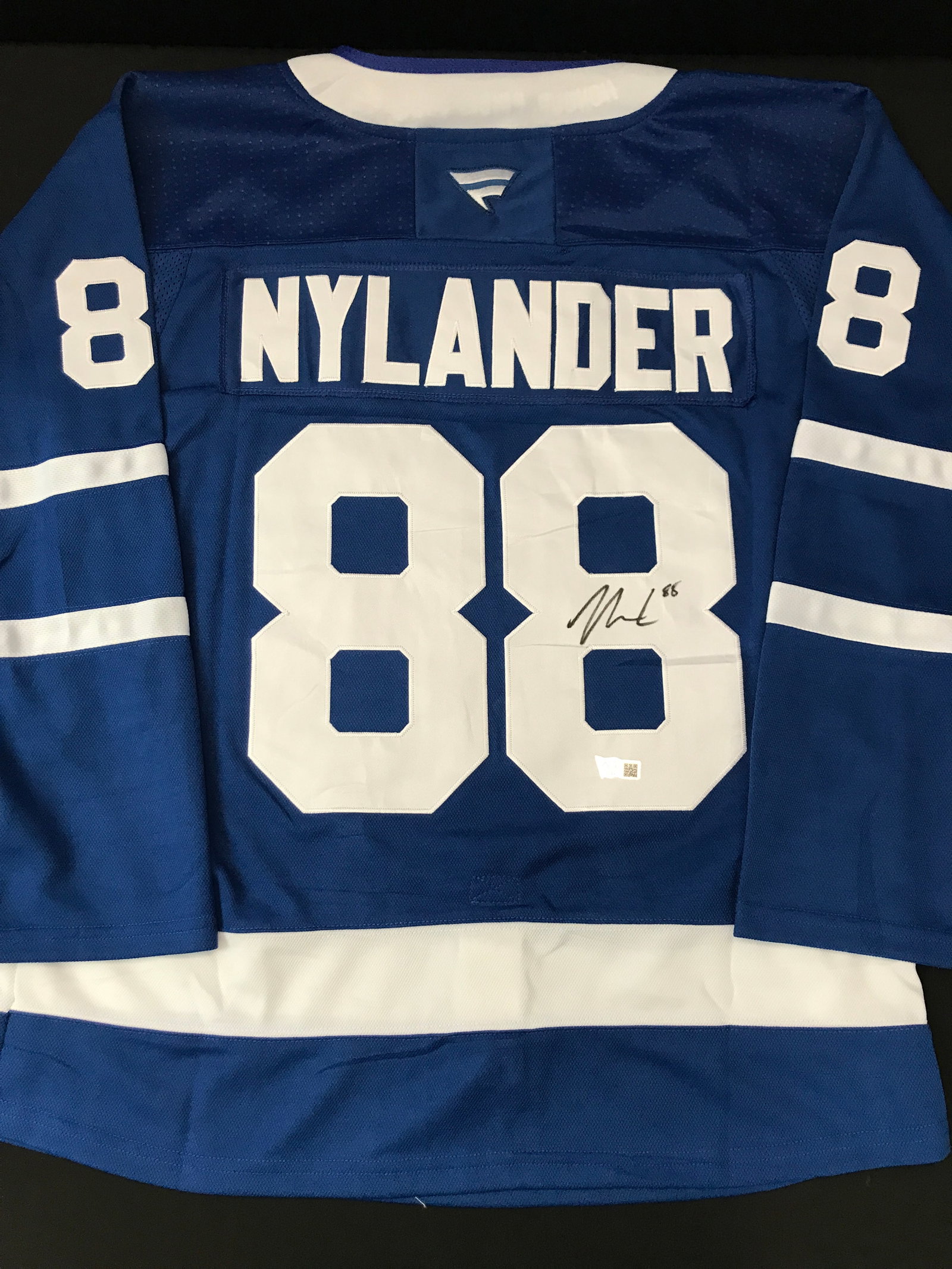 WILLIAM NYLANDER SIGNED TORONTO MAPLE LEAFS CUSTOM HOCKEY JERSEY - ACE COA: Prices are in Canadian dollars