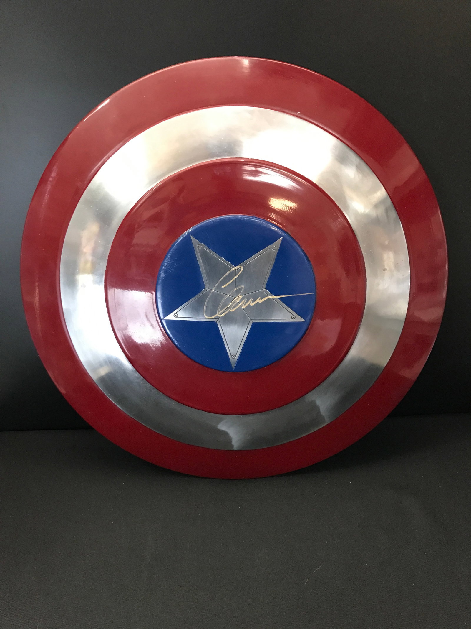CHRIS EVANS SIGNED AAA REPLICA CAPTAIN AMERICA SHIELD (WWOC COA): Prices are in Canadian dollars