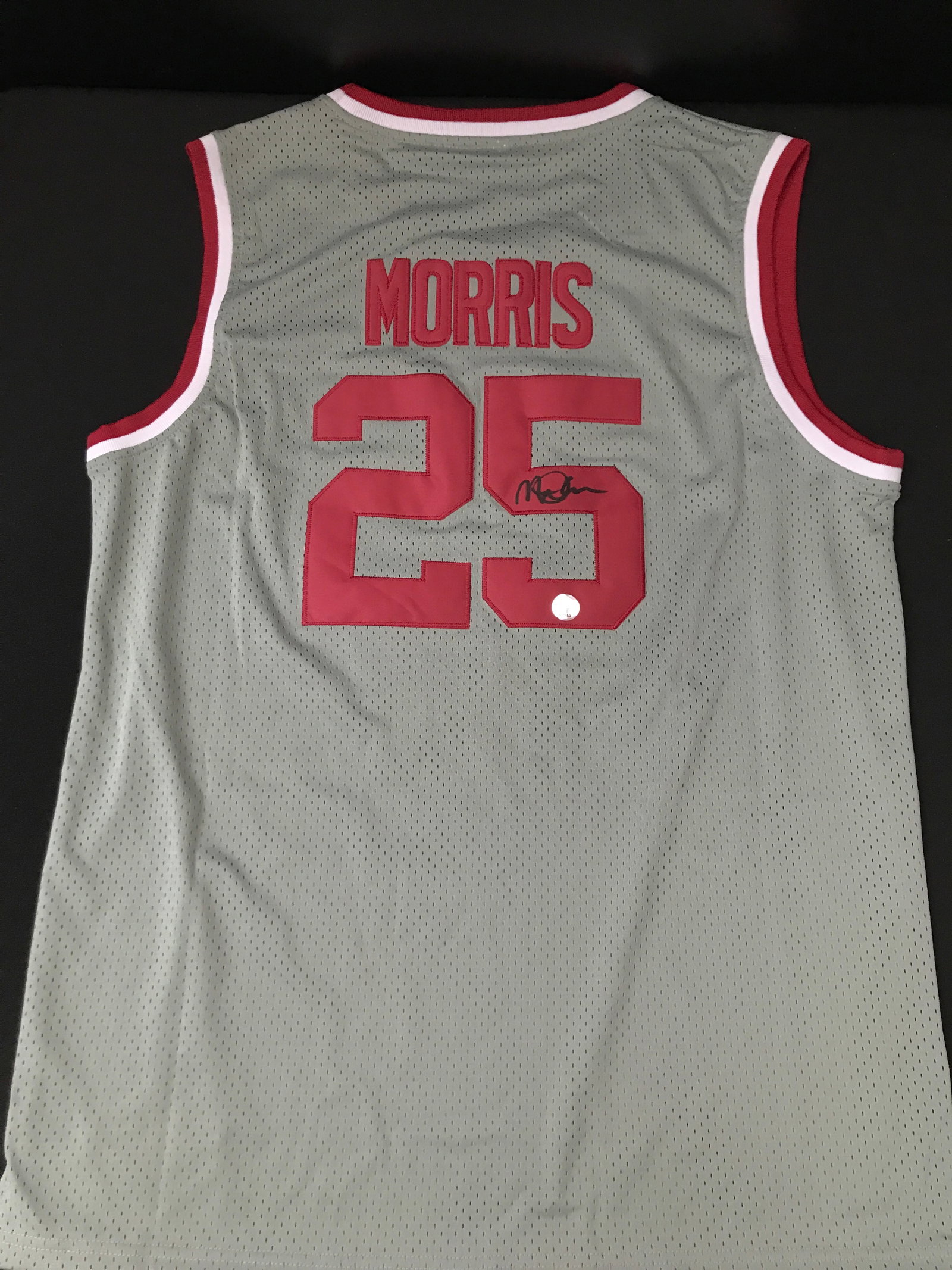 MARK PAUL-GOSSELAAR SIGNED BAYSIDE BASKETBALL JERSEY FROM SAVED BY THE BELL - KB COA: Prices are in Canadian dollars