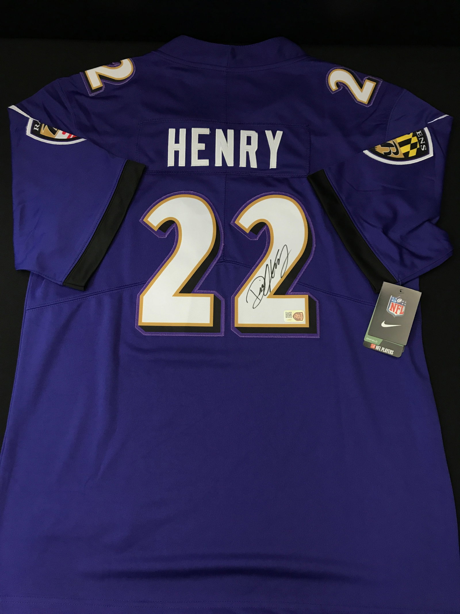 DERRICK HENRY SIGNED BALTIMORE RAVENS CUSTOM FOOTBALL JERSEY - ELITE COA: Prices are in Canadian dollars