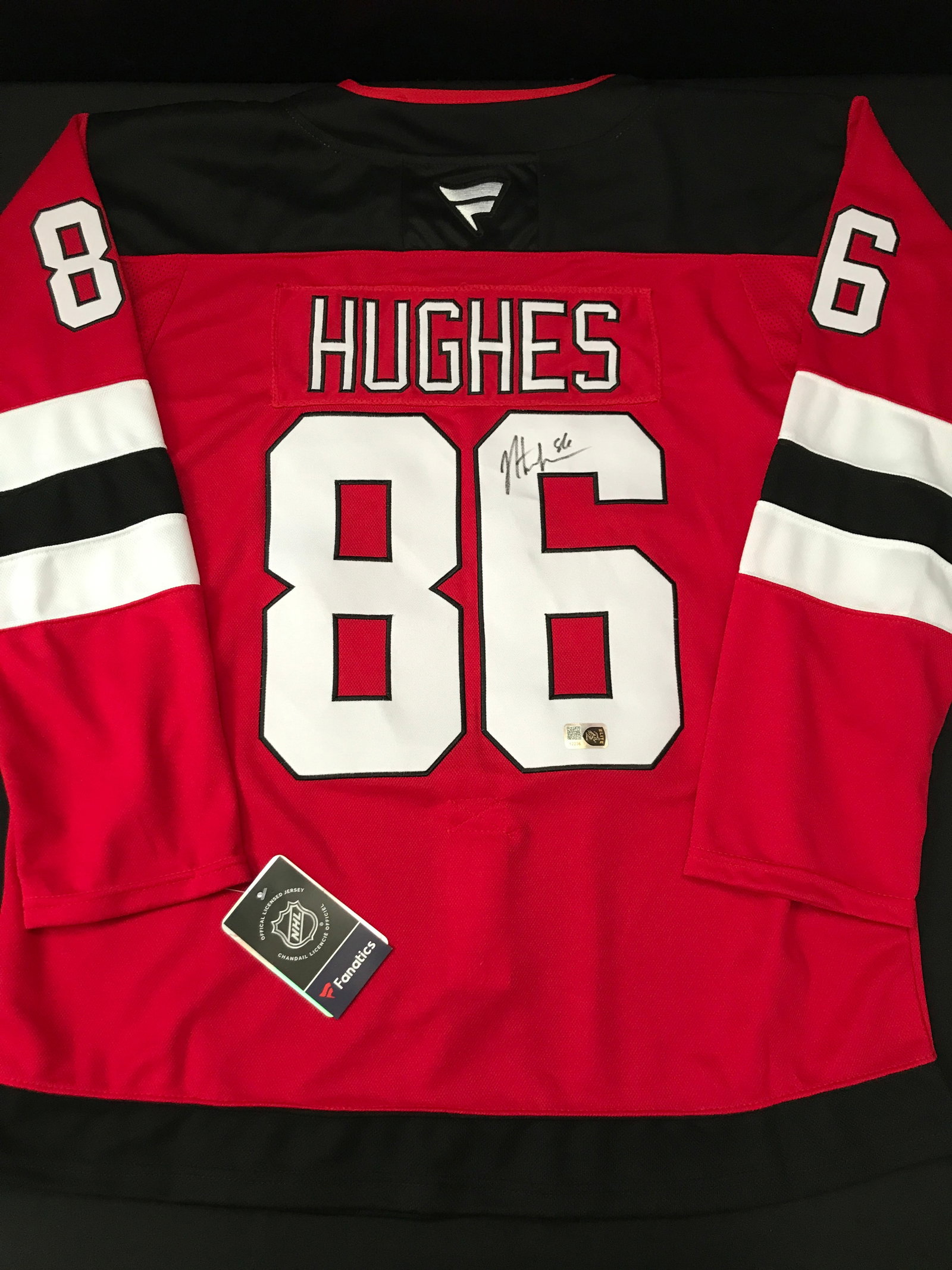 JACK HUGHES SIGNED NEW JERSEY DEVILS CUSTOM HOCKEY JERSEY - ELITE COA: Prices are in Canadian dollars