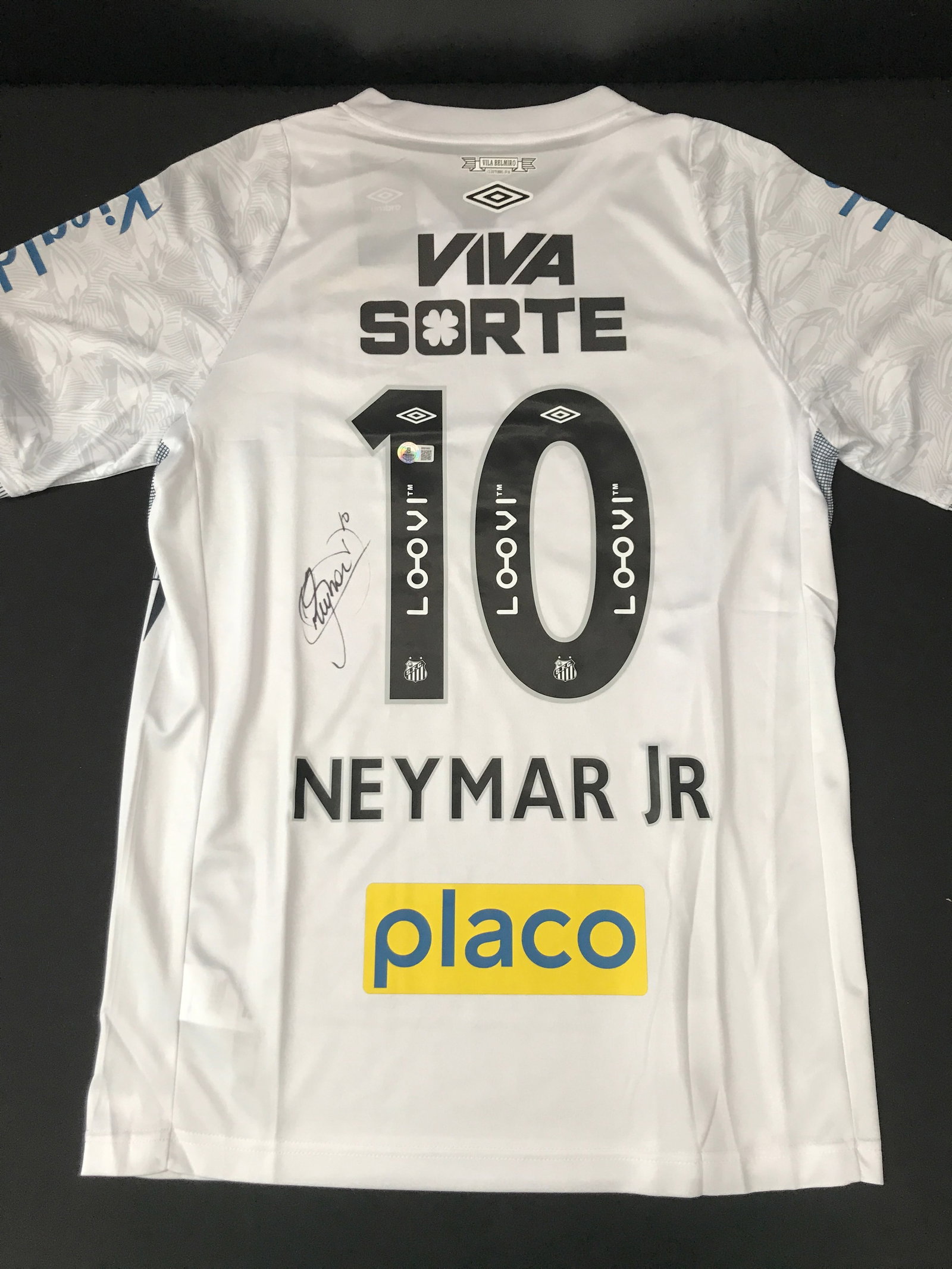 NEYMAR JR SIGNED SANTOS FC SOCCER JERSEY - BECKETT COA: Prices are in Canadian dollars