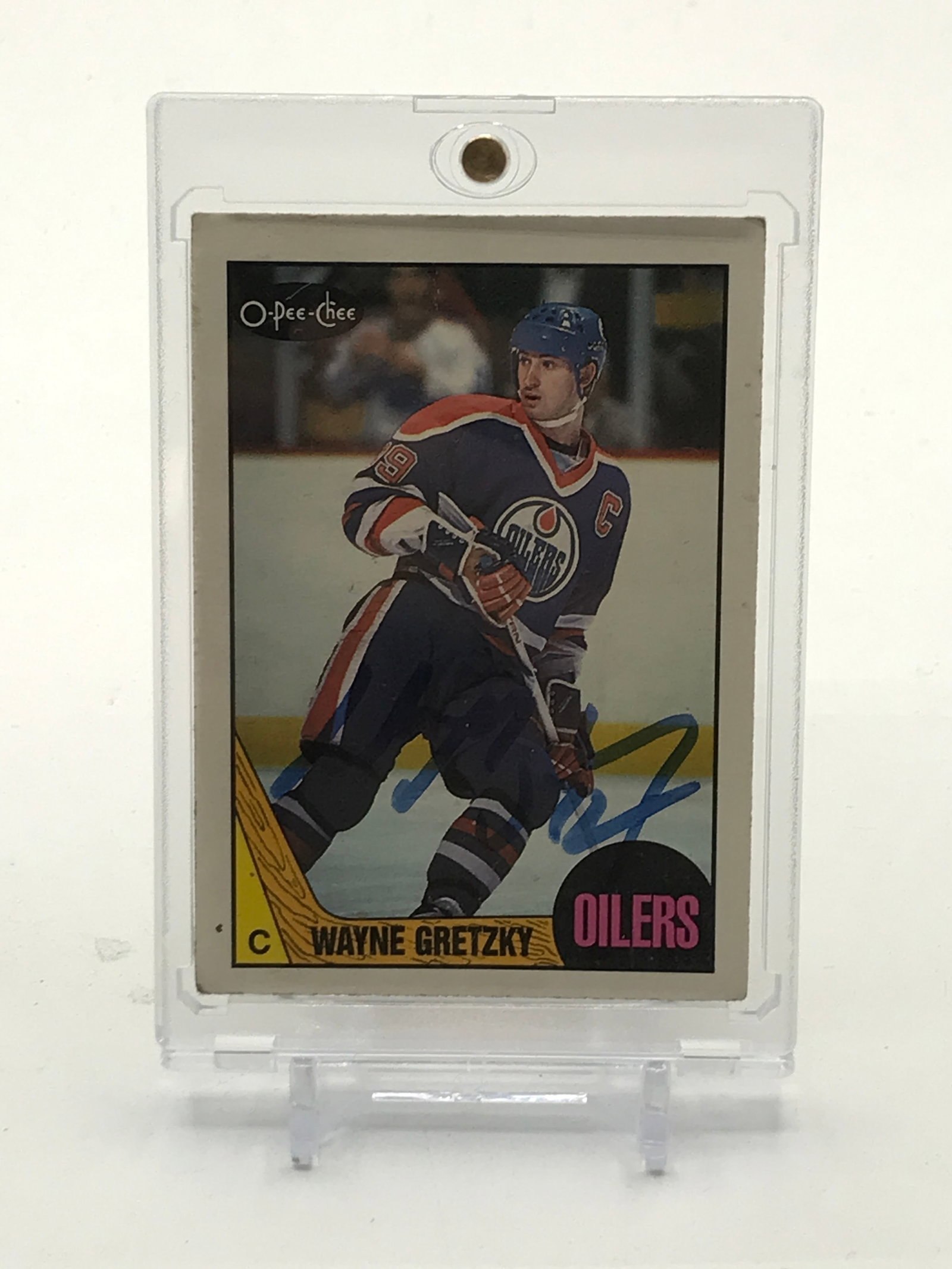 WAYNE GRETZKY SIGNED 1987 O PEE CHEE TRADING CARD: Prices are in Canadian dollars
