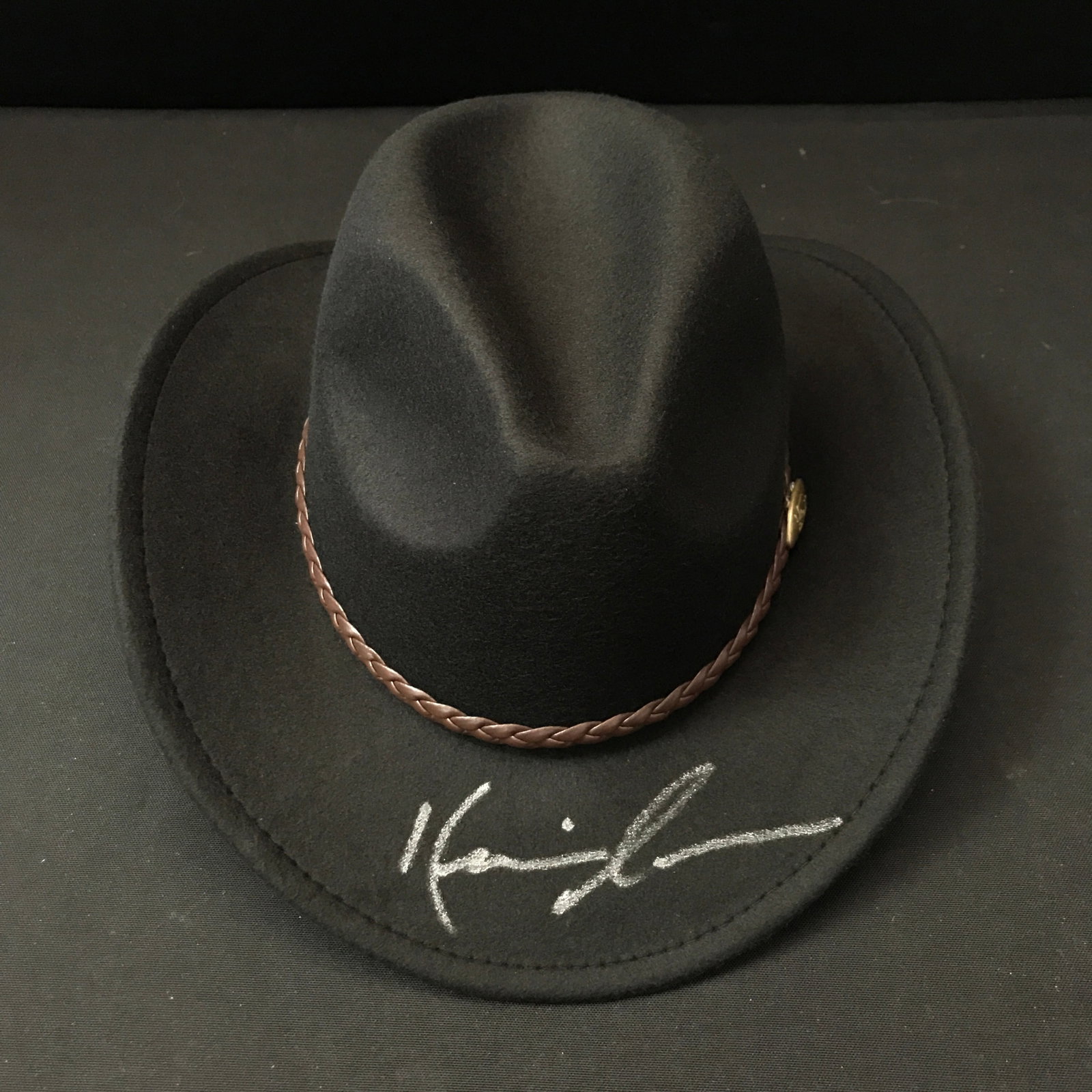 KEVIN COSTNER SIGNED YELLOWSTONE COWBOY HAT (HOLLYWOOD COA): Prices are in Canadian dollars