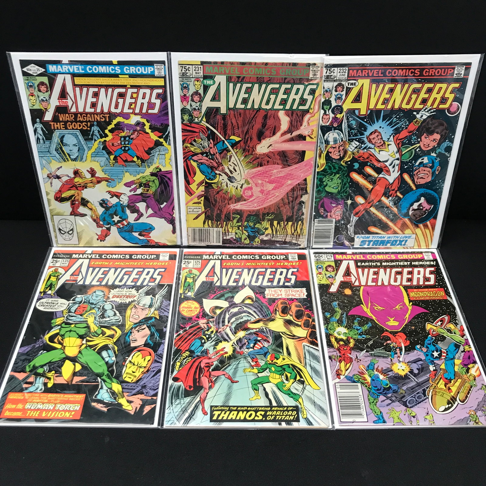 MARVEL COMICS AVENGERS COMIC BOOK LOT (1 of 1)