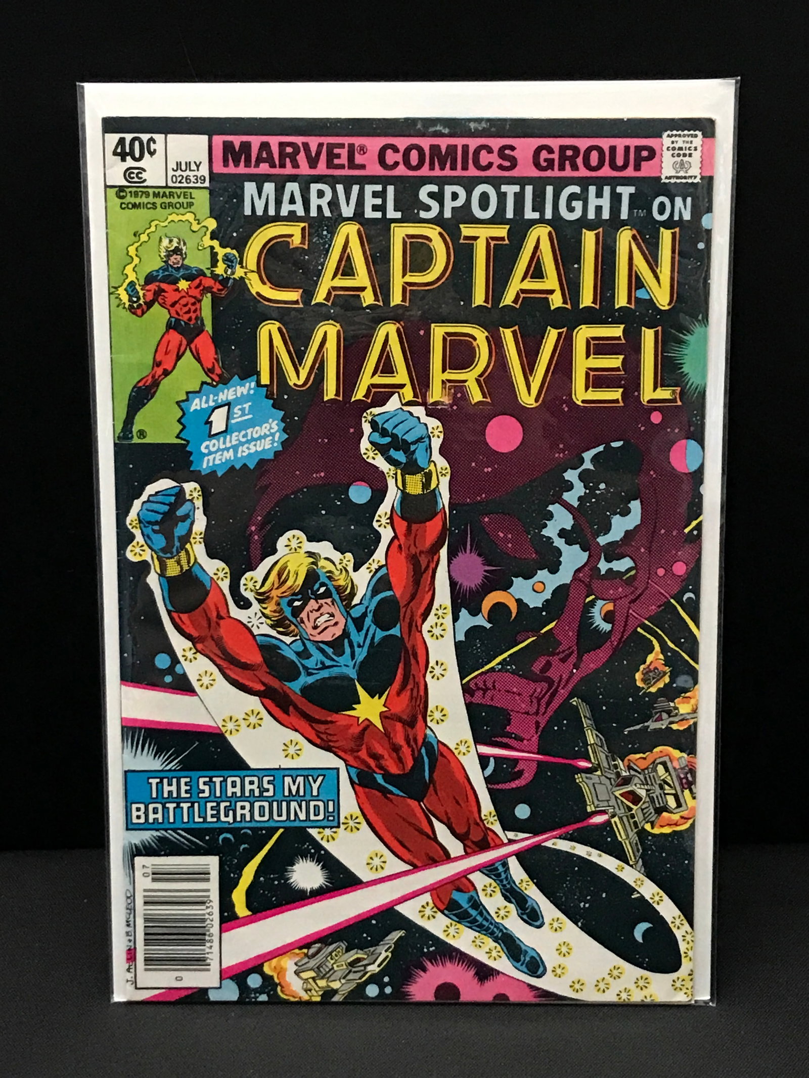 MARVEL SPOTLIGHT ON CAPTAIN MARVEL #1 - MARVEL COMICS (1 of 1)