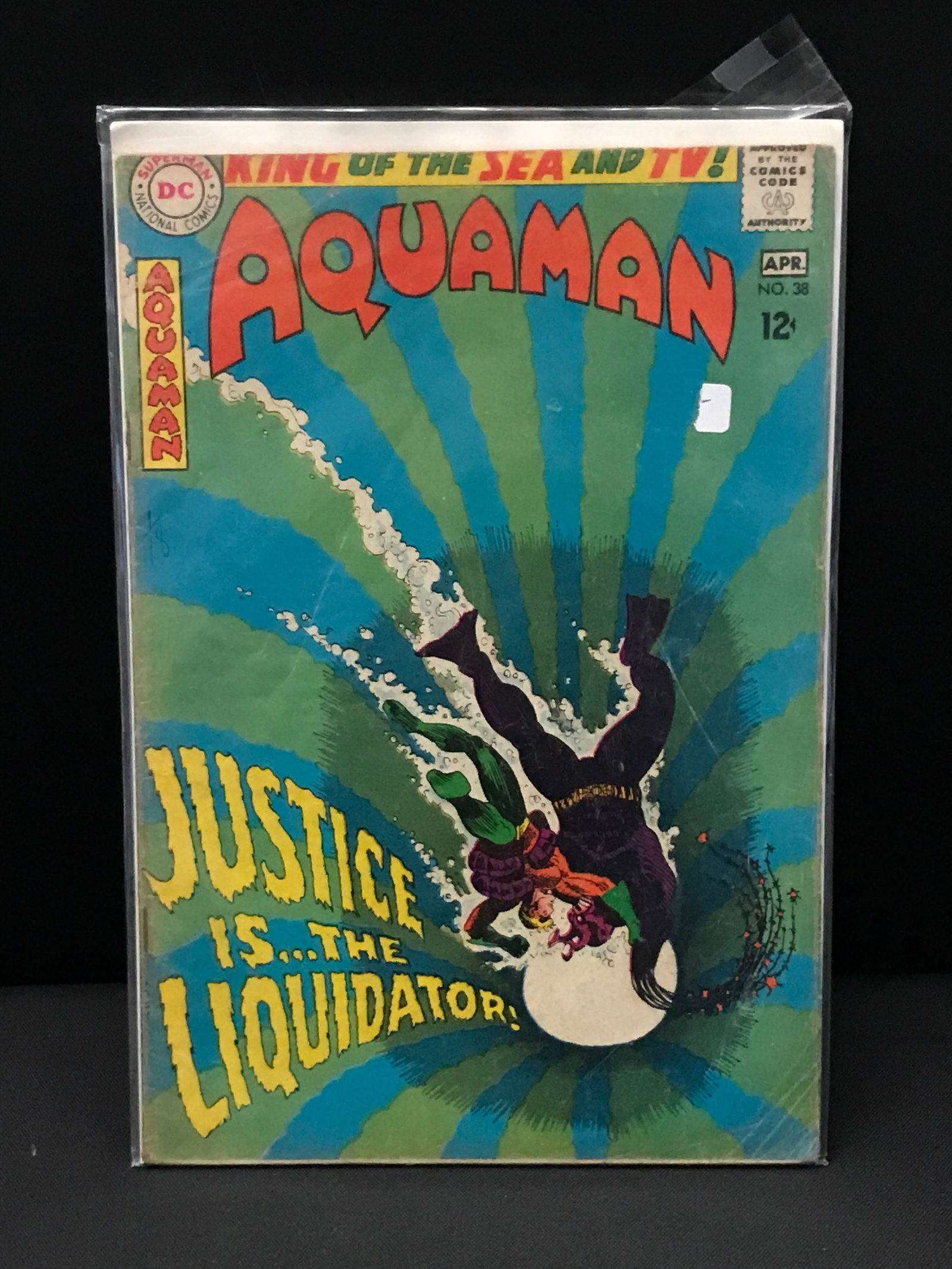 AQUAMAN #38 - DC COMICS: Prices are in Canadian dollars