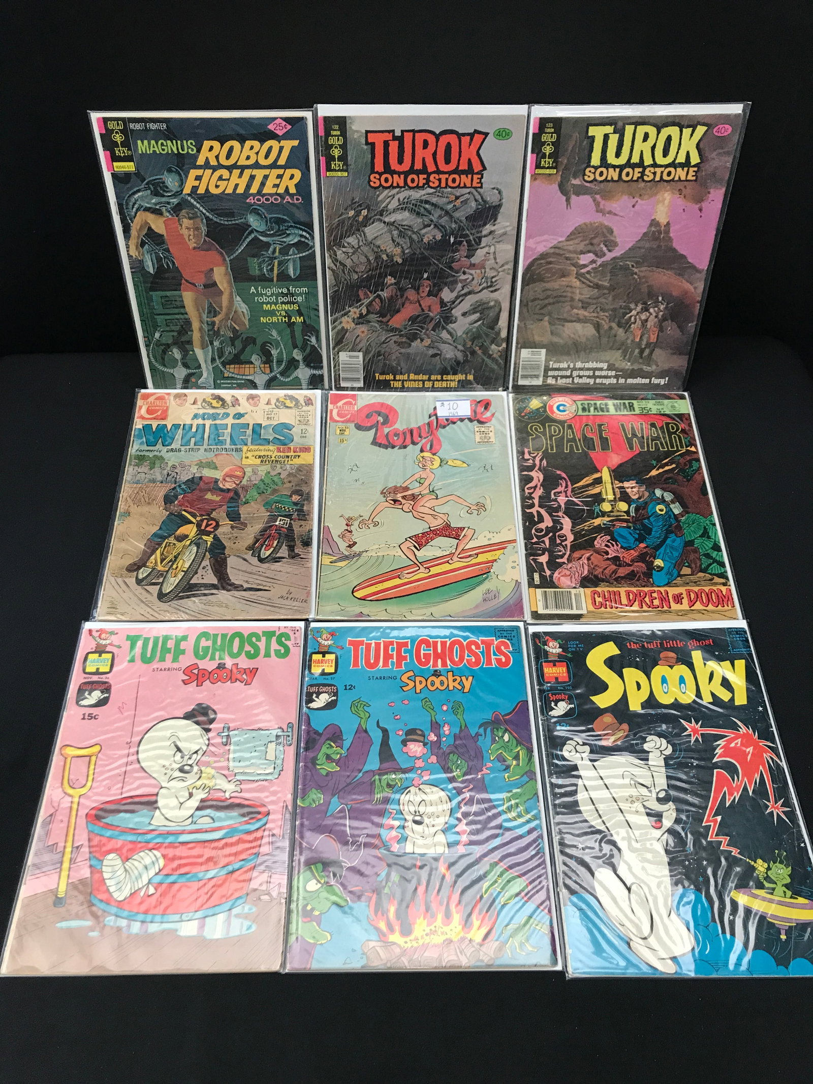 LOT OF 9 MIXED TITLE COMICS - VARIOUS PUBLISHERS: Prices are in Canadian dollars