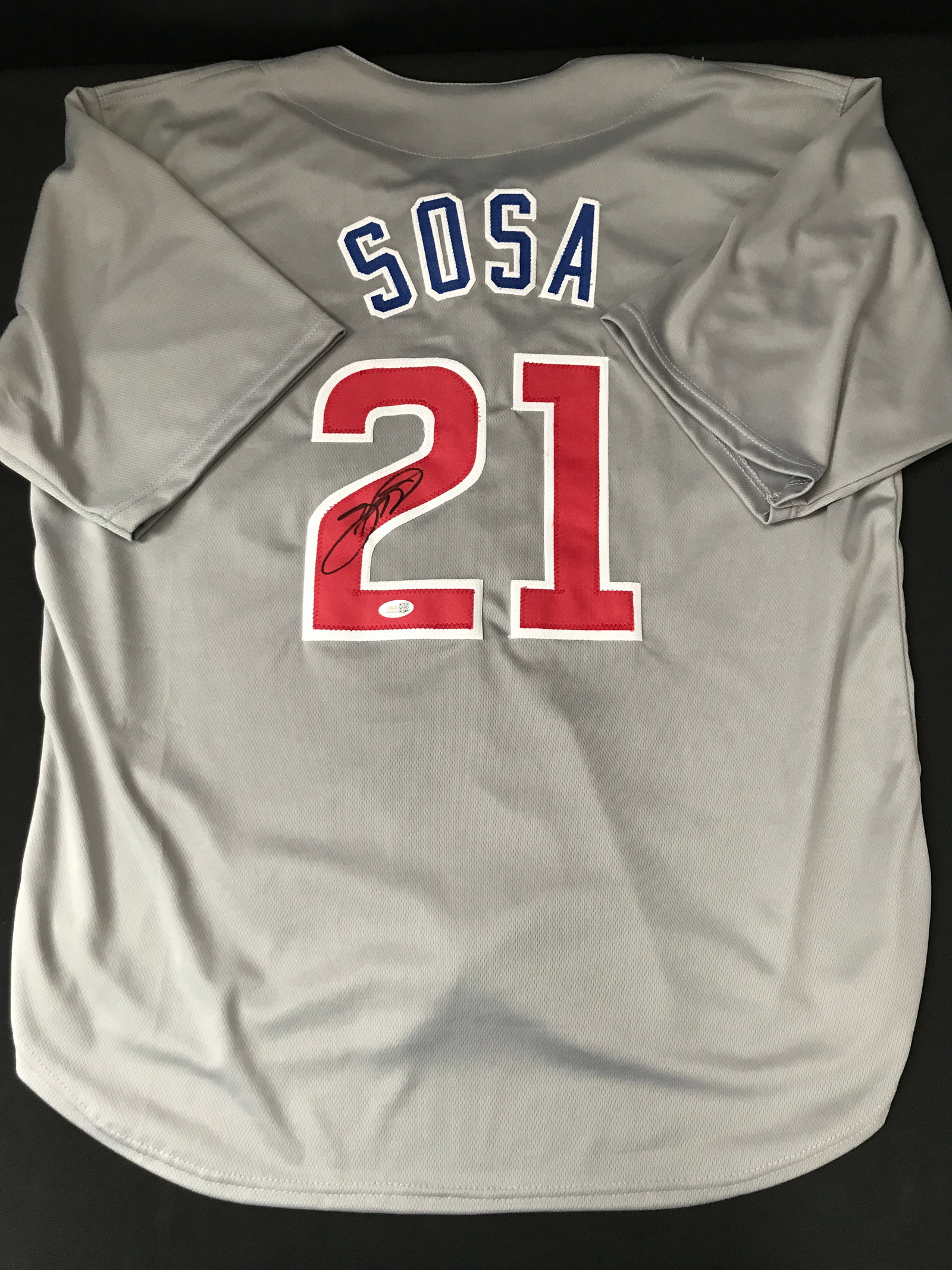 SAMMY SOSA SIGNED CHICAGO JERSEY - JSA COA: Prices are in Canadian dollars