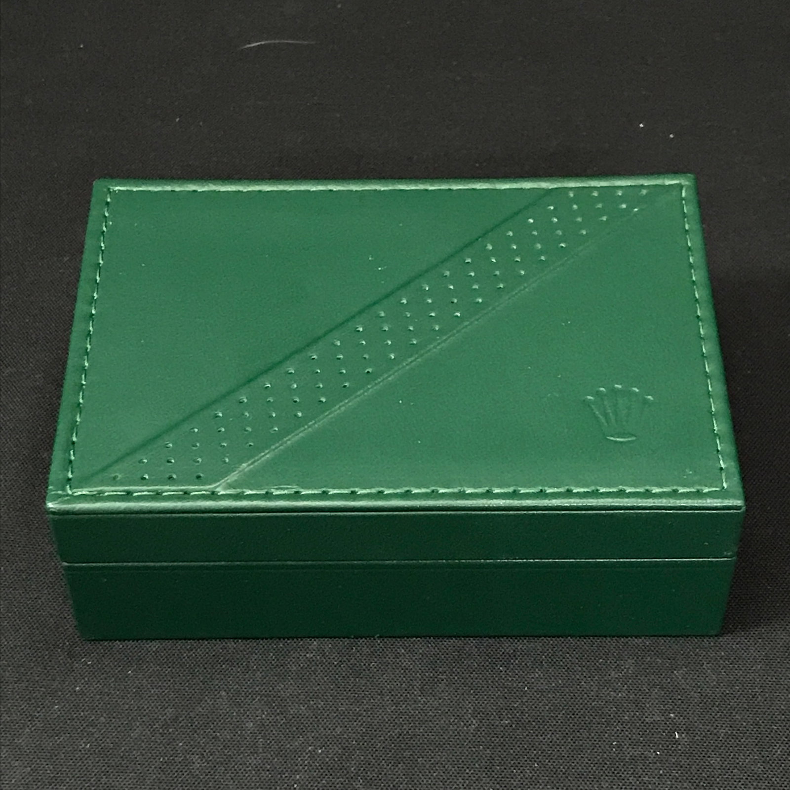 VINTAGE AUTHENTIC GREEN ROLEX BOX: Prices are in Canadian dollars