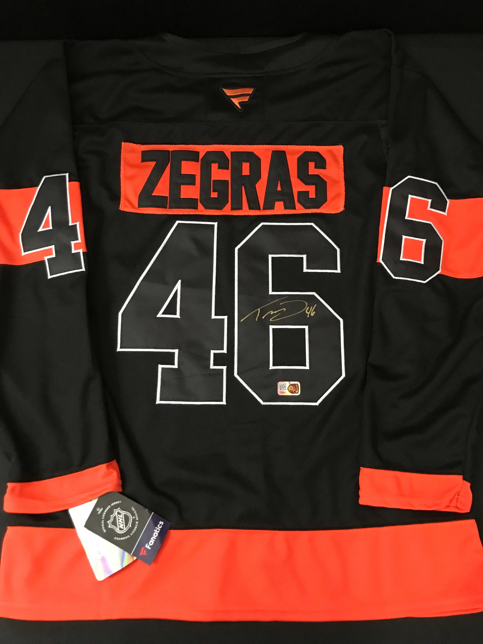 TREVOR ZEGRAS SIGNED PHILADELPHIA FLYERS CUSTOM HOCKEY JERSEY - ELITE COA: Prices are in Canadian dollars