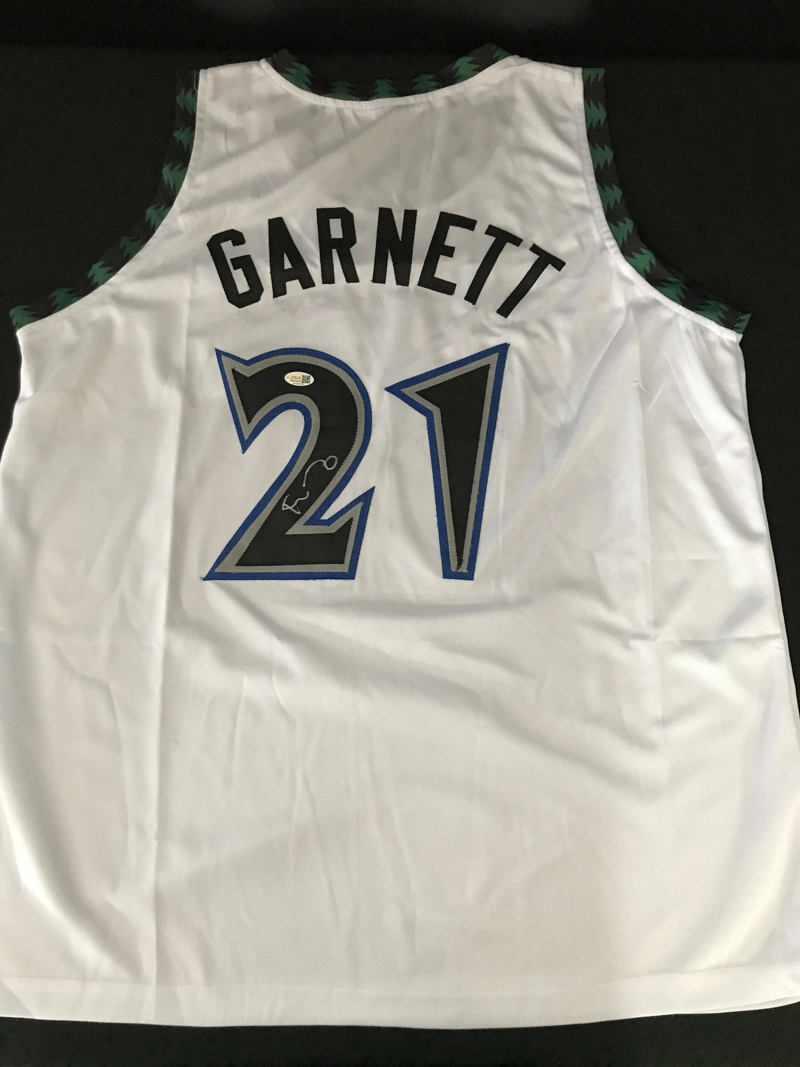 KEVIN GARNETT SIGNED MINNESOTA TIMBERWOLVES BASKETBALL JERSEY - JSA COA: Prices are in Canadian dollars