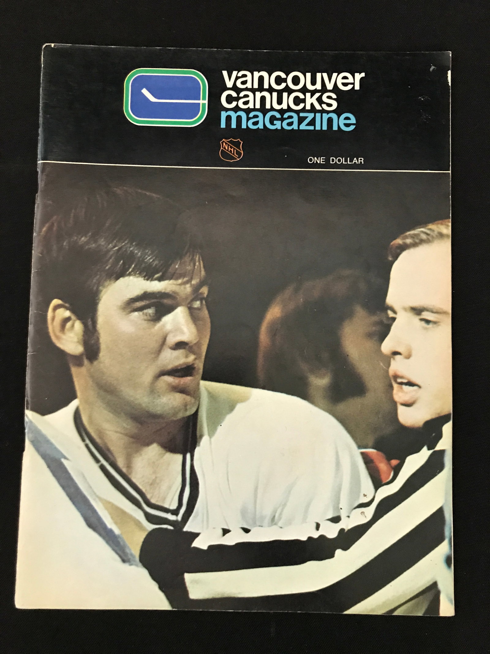 VANCOUVER CANUCKS MAGAZINE WITH MULTIPLE AUTOGRAPHS ON NEW YORK RANGERS PAGE: Prices are in Canadian dollars