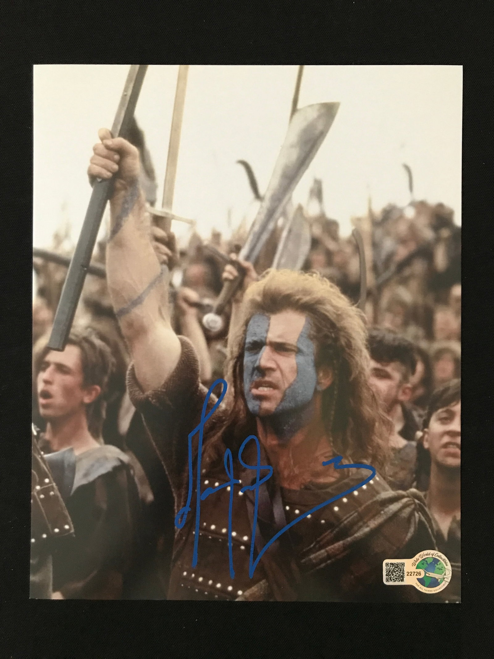 MEL GIBSON SIGNED BRAVEHEART 8X10 - WWOC COA: Prices are in Canadian dollars
