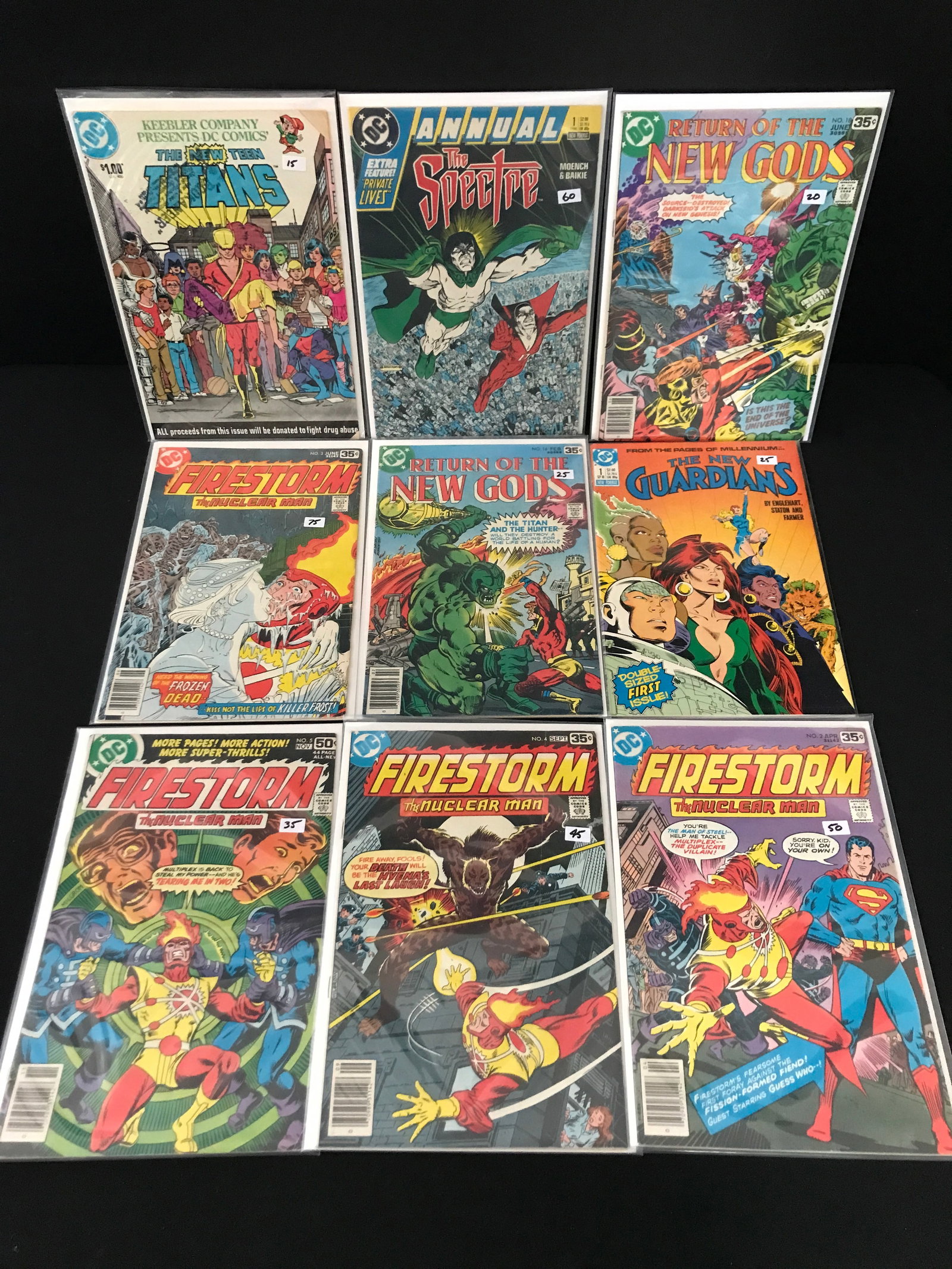 LOT OF 9 MIXED TITLE COMICS - DC COMICS (1 of 1)