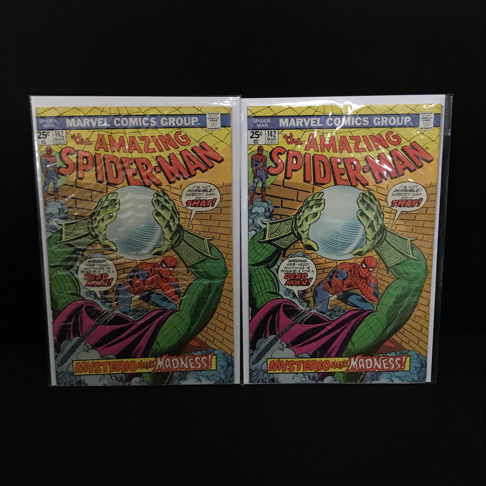 LOT OF 2 THE AMAZING SPIDERMAN COMICS 142 X 2: Prices are in Canadian dollars