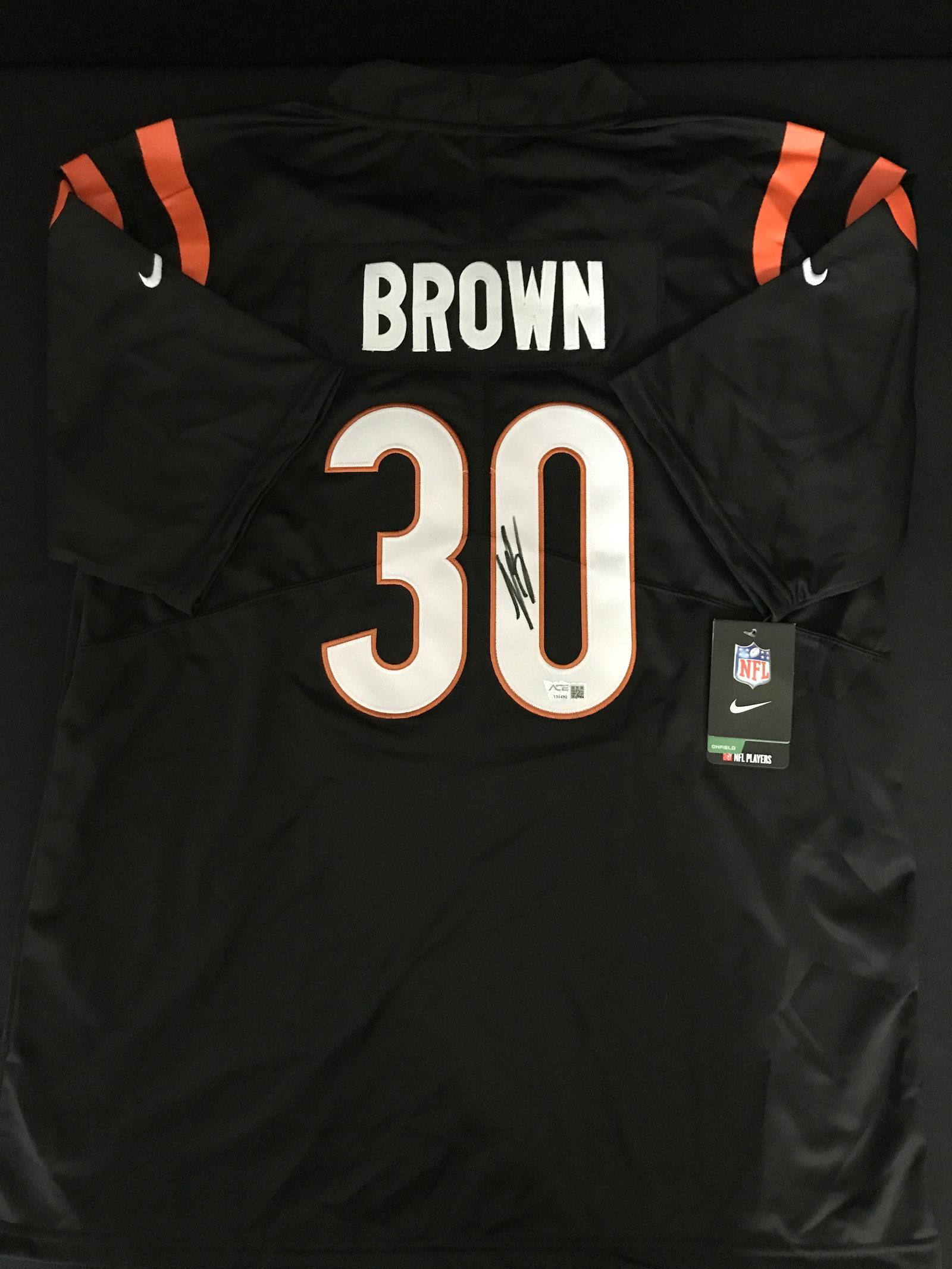 CHASE BROWN SIGNED CINCINATTI BENGALS CUSTOM JERSEY - ACE COA: Prices are in Canadian dollars