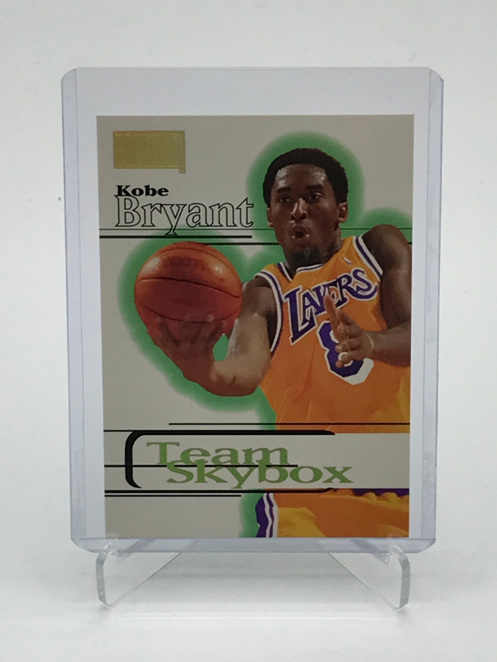 1996 SKYBOX PREMIUM KOBE BRYANT ROOKIE TRADING CARD (1 of 2)