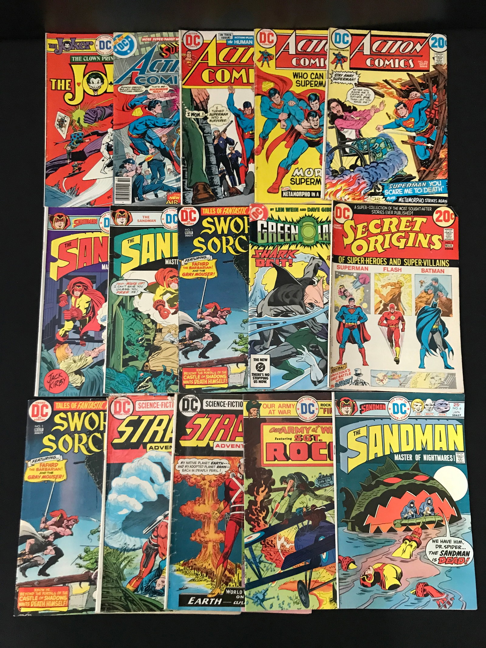 LOT OF 15 MIXED TITLE COMICS - DC COMICS (1 of 1)