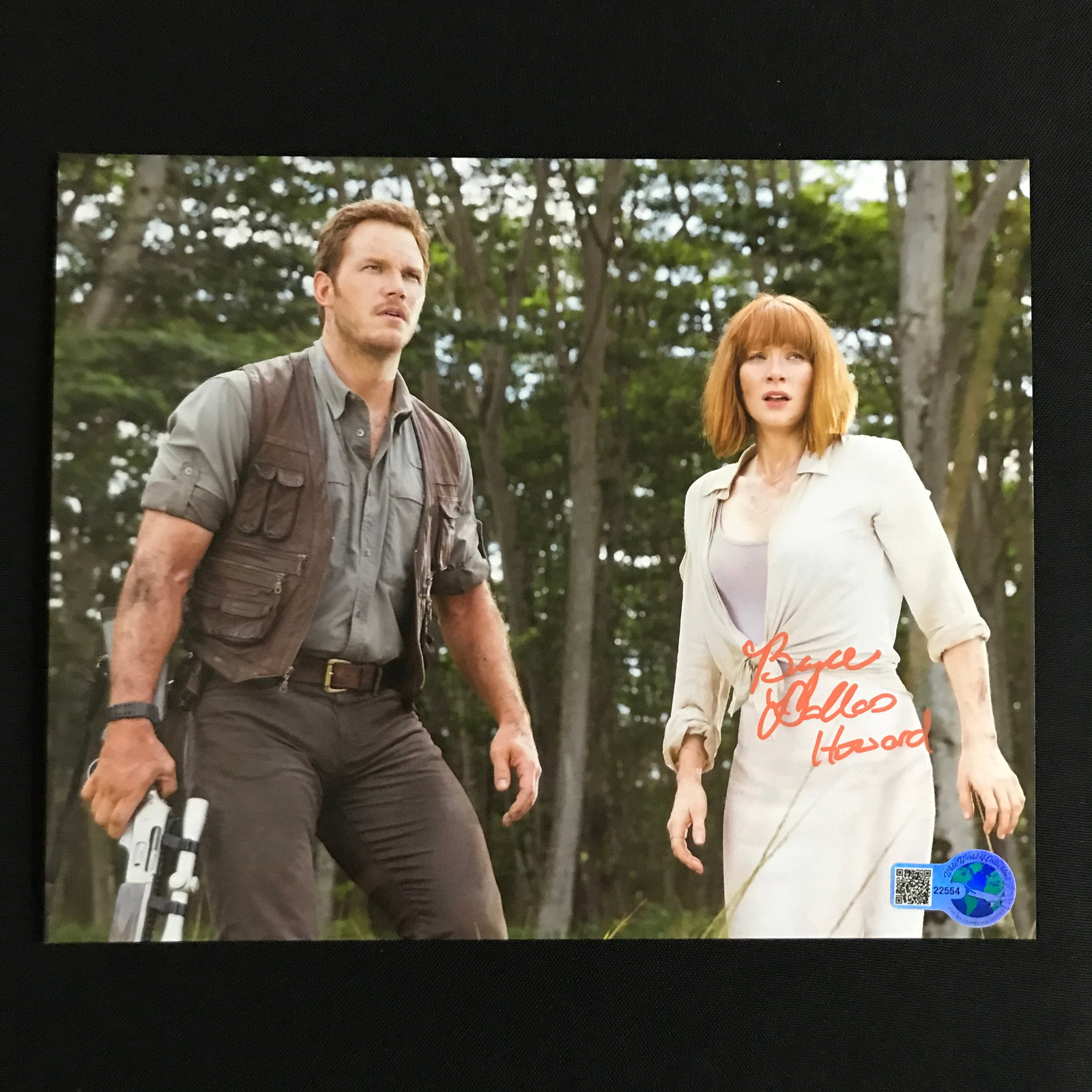 BRYCE DALLAS HOWARD SIGNED JURASSIC PARK 8X10 - WWOC COA: Prices are in Canadian dollars