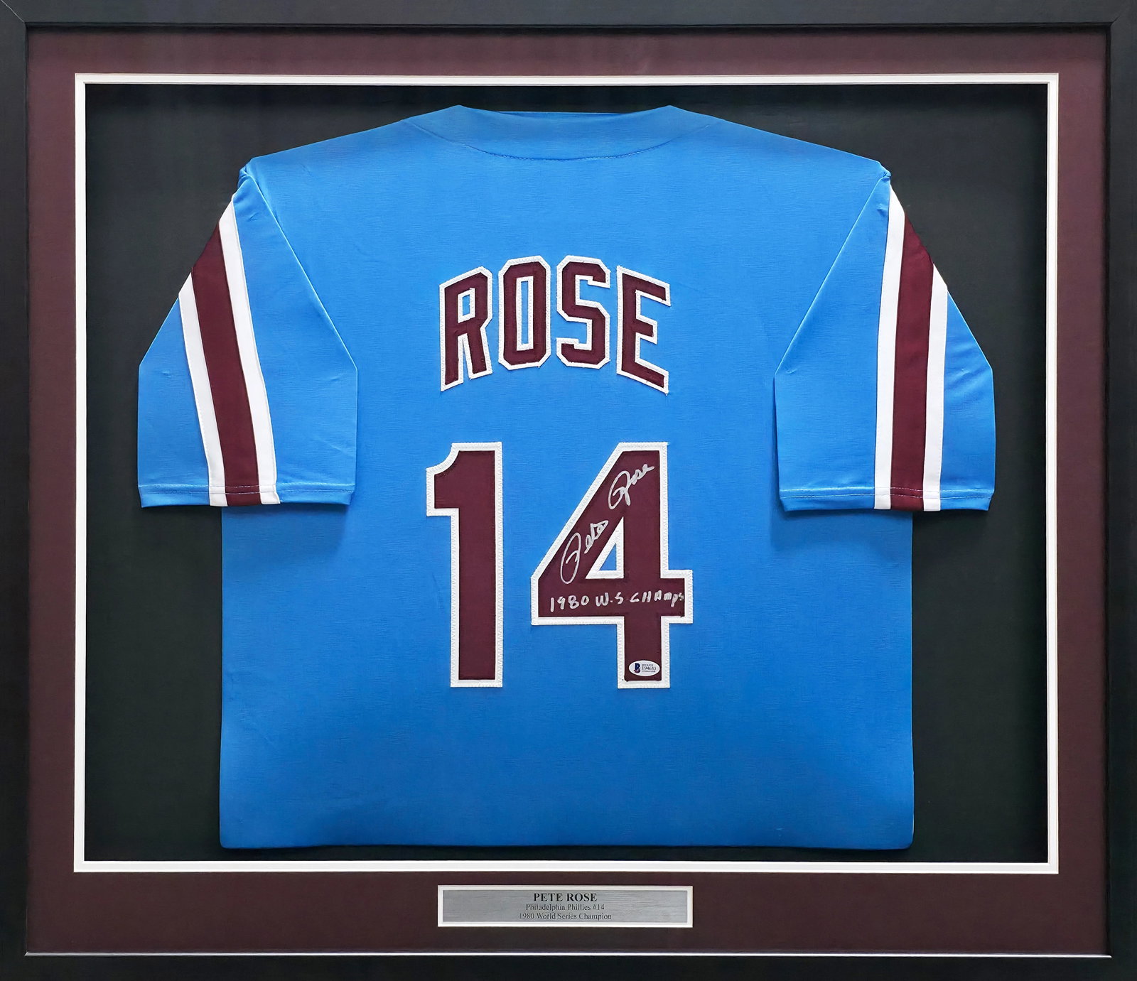 PETE ROSE SIGNED AND FRAMED PHILADELPHIA PHILLIES JERSEY - BECKETT COA: Prices are in Canadian dollars