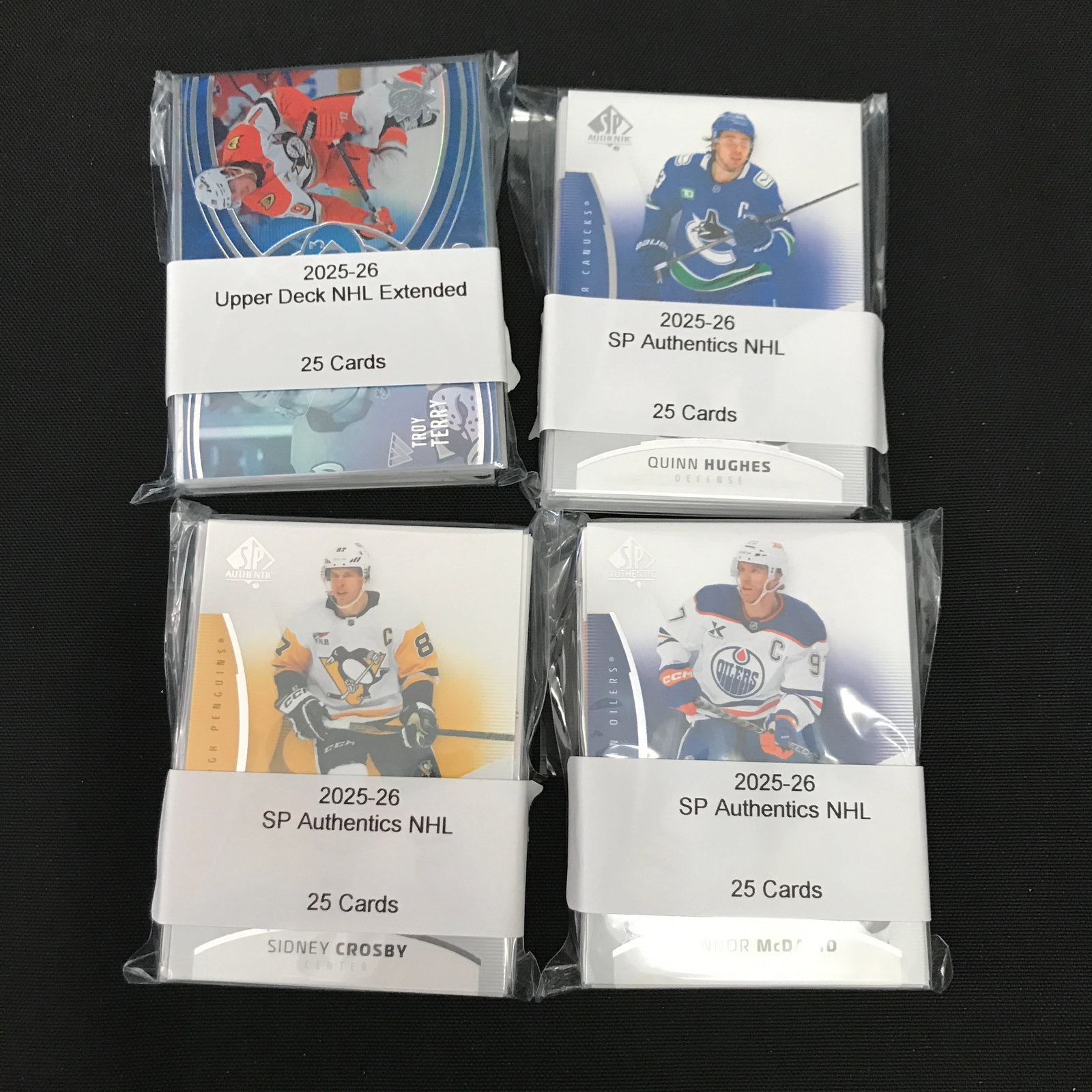 LOT OF 100 HOCKEY TRADING CARDS: Prices are in Canadian dollars