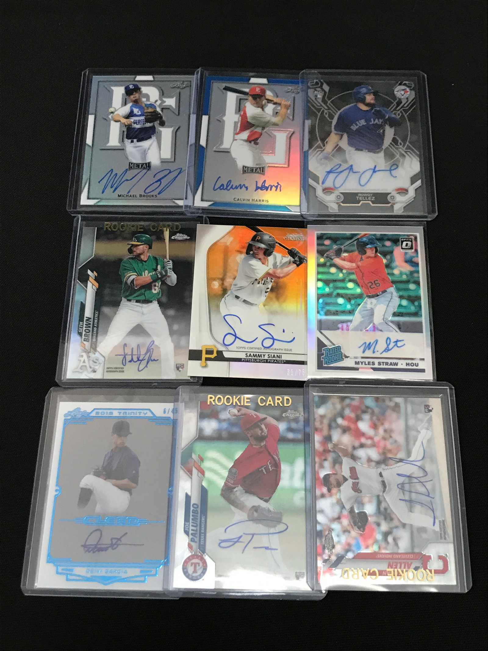 LOT OF 9 SIGNED BASEBALL TRADING CARDS: Prices are in Canadian dollars