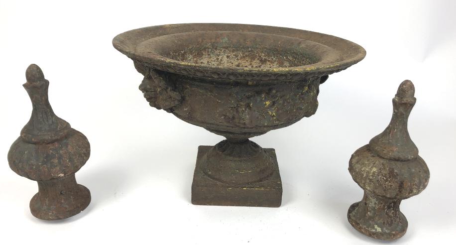 Cast iron planter and pair of finials (1 of 7)
