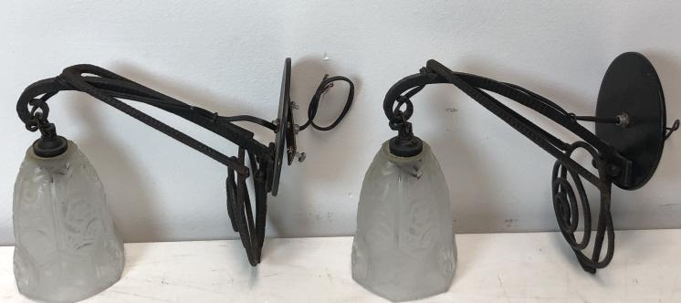 Pair of Art Deco style wall sconces (1 of 6)