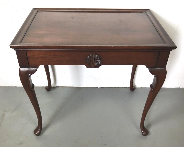 Georgian style mahogany side table: 25 1/2"h x 27 3/4"w 18"d Condition, some scratches and dings