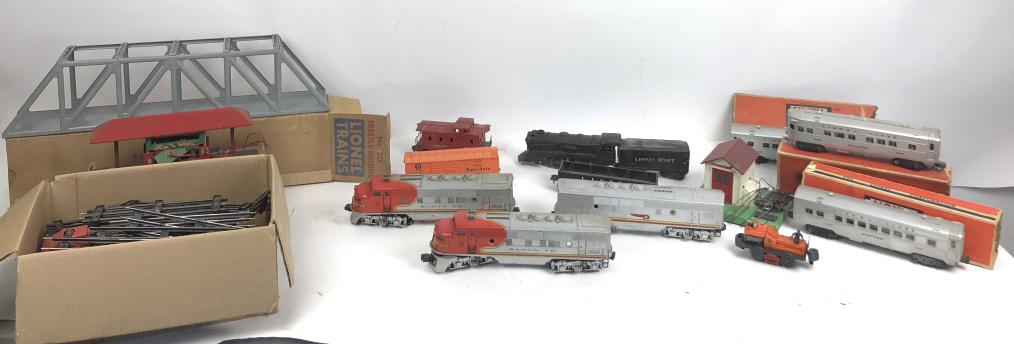 Group of Lionel trains (1 of 6)