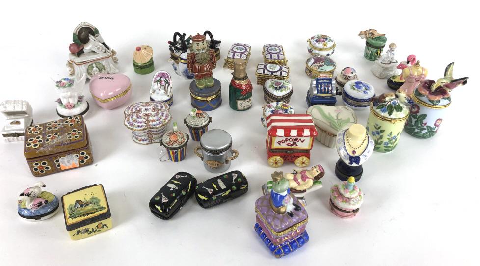 Group of porcelain pill boxes: Together with two candle containers Approximately 40 Condition, good
