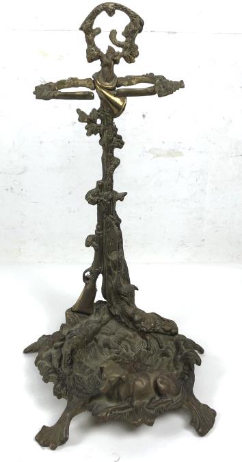 Bronze umbrella stand: With hunting dog and riffle decoration 21 3/4"h x 12"w 10"d Condition, good
