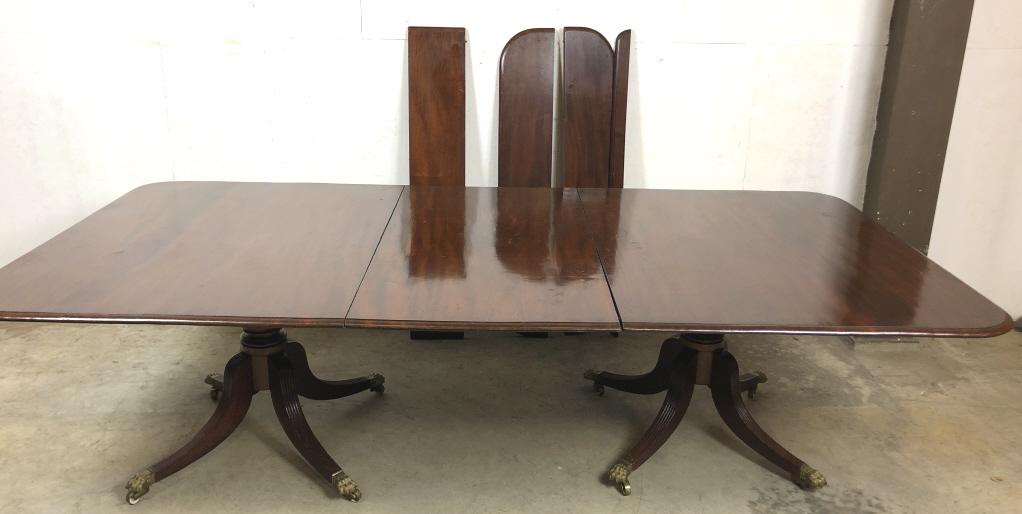 Mahogany twin pedestal dining table (1 of 9)