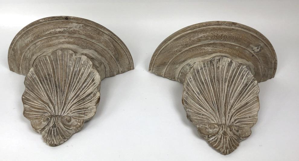 Pair of carved wood wall brackets (1 of 6)