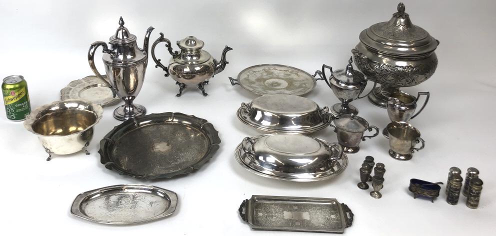 Miscellaneous group of silver and silver plate (1 of 11)