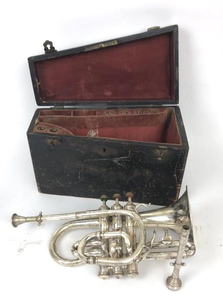 Henri Gautier & Lyon & Healy cornet: 6"h x 13"w x 4 3/4"d Condition, scratched, dents, some tarnish, untested