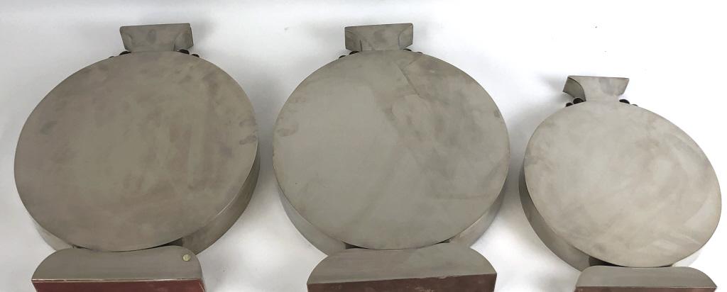 Group of 3 Lorin Marsh chrome vases (1 of 7)