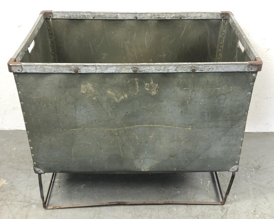 Industrial bin (1 of 5)