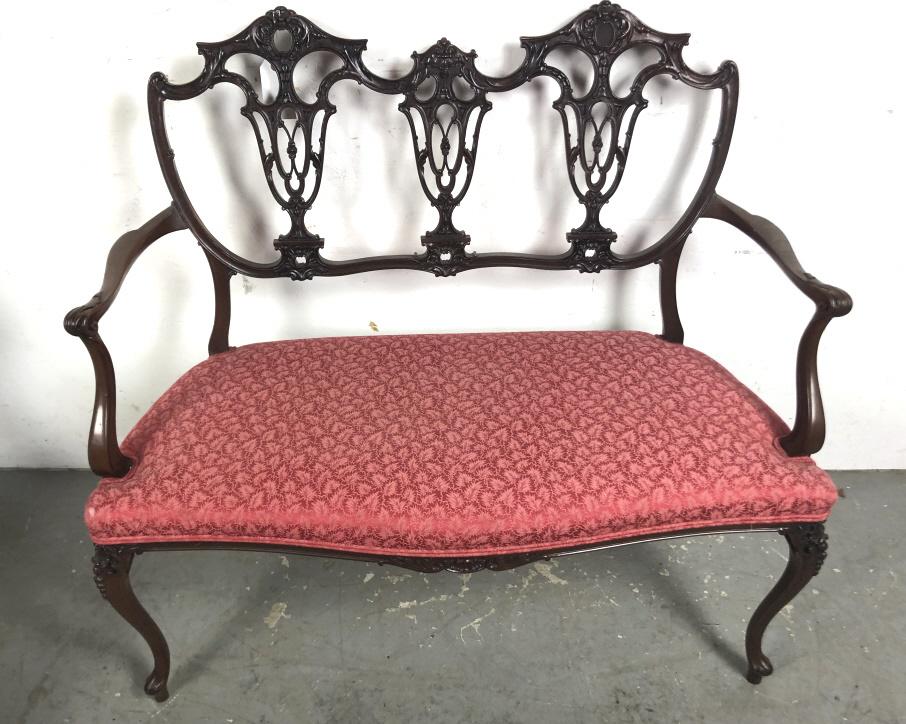 Chippendale style mahogany settee (1 of 4)